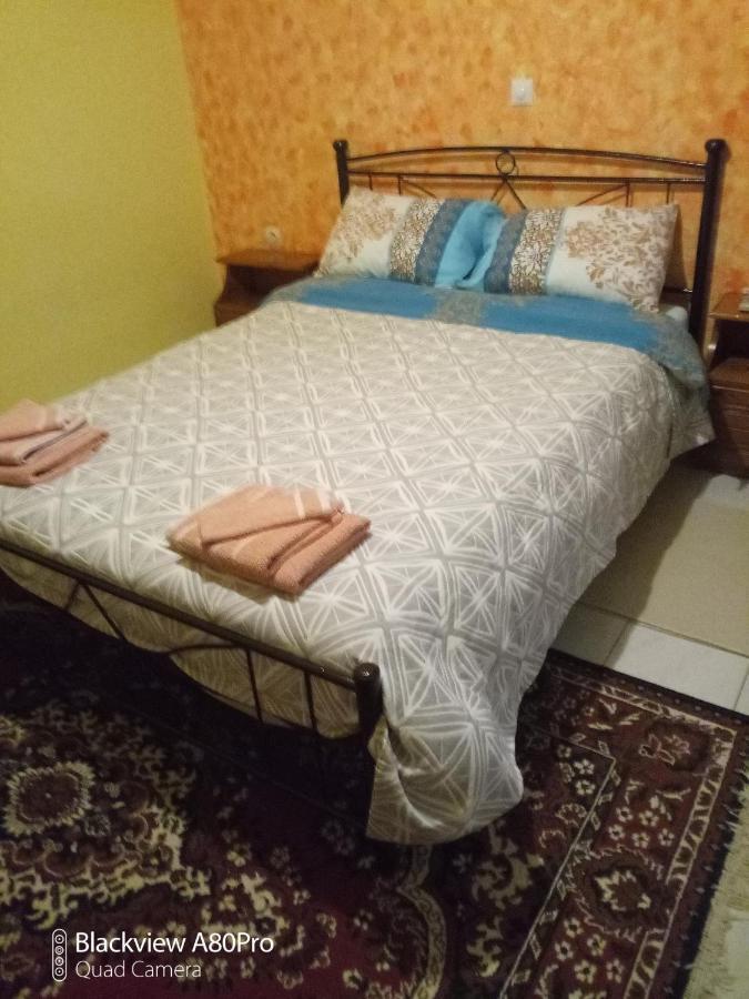 Pouláta Chryspy Toulatos Studios מראה חיצוני תמונה